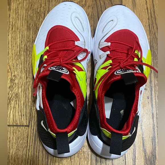 Nike Huarache E.D.G.E. Sneakers - Picture 4 of 16
